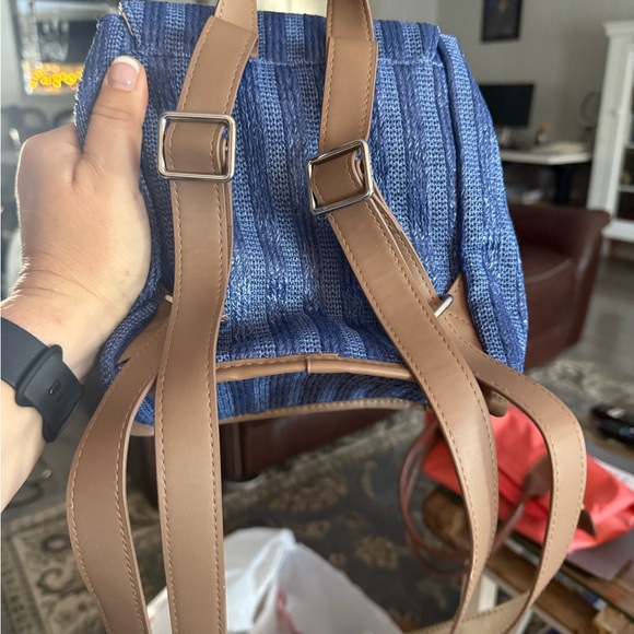 Vera Bradley straw mini backpack, Regatta Turtle Blue, new with tags - Picture 2 of 5